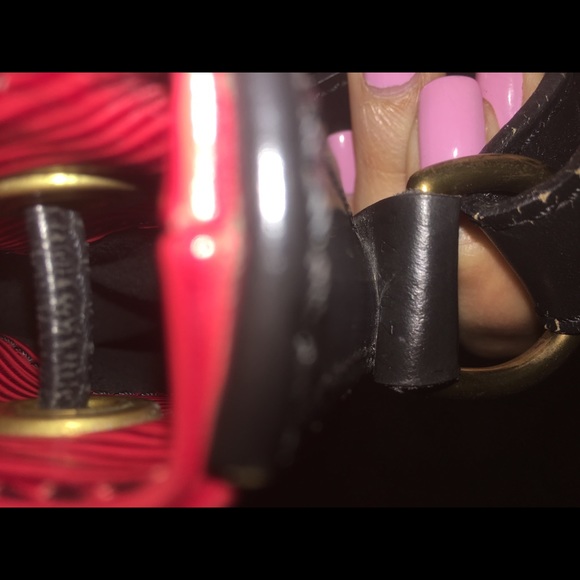 Authentic Louis Vuitton Bag! - Picture 6 of 8